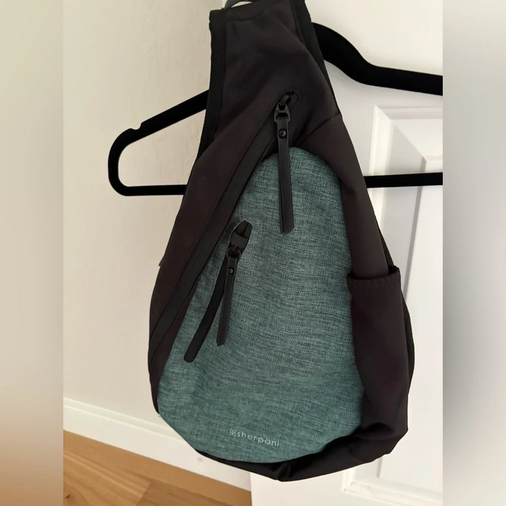 Sherpani Esprit AT Sage Green and Black Crossbody Sling Bag - Picture 9 of 9
